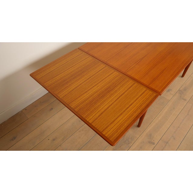 Vintage Extendable Teak Dining Table attributed to Gunni Omann for Omann Jun, 1960s For Sale - Image 10 of 13