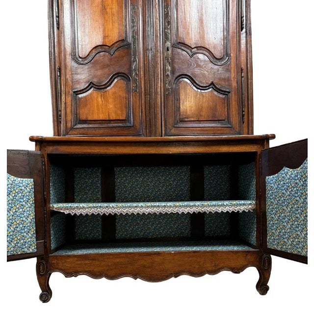 Wood Louis XV Two-Part Buffet in Cherry and Walnut, 1900s For Sale - Image 7 of 10