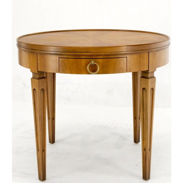 Mid 20th Century Baker Walnut Round Sunburst Pattern Gallery Top Drawer Side Lamp Table Stand For Sale - Image 10 of 15