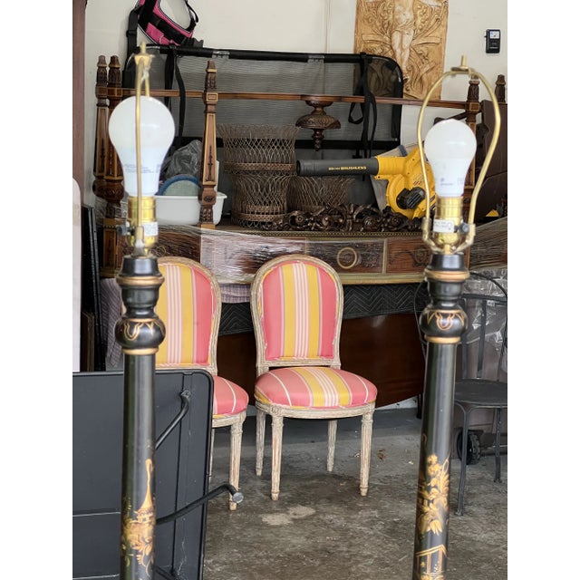 Black Vintage Black Lacquer Gold Chinoiserie Wood Floor Lamps a Pair For Sale - Image 8 of 8