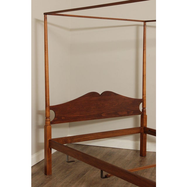 Late 20th Century Cohasset Colonials Queen Size Maple Canopy Poster Bed For Sale - Image 5 of 12