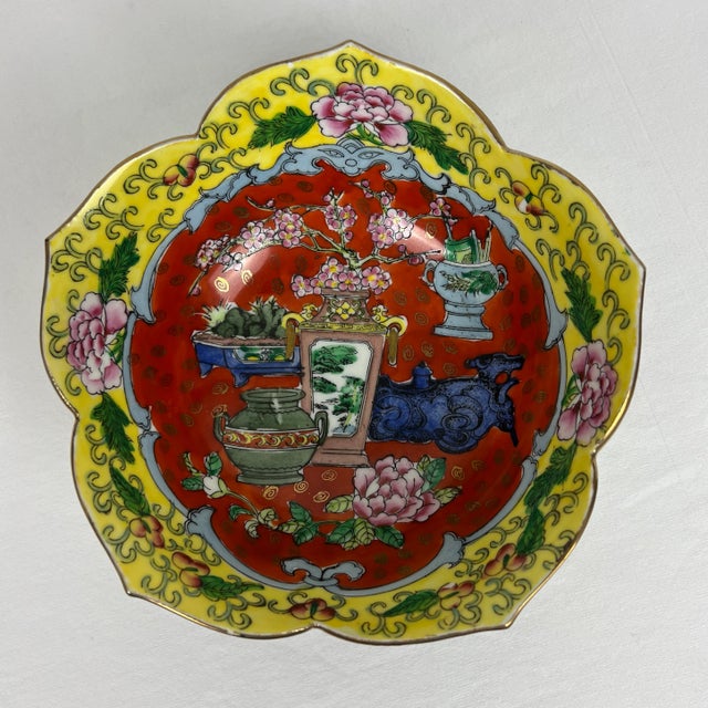 Red Mid 20th Century Hand Painted Chinese Lotus Bowl For Sale - Image 8 of 8