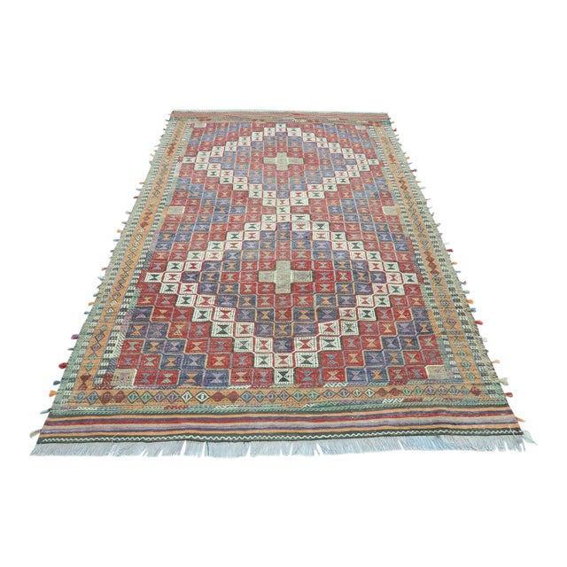 Vintage Turkish Kilim Rug - 67"x101" For Sale