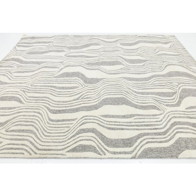 2020s Modern Organic Wave Hand-Tufted Wool Rug – Neutral Ivory & Grey Abstract 8x10 For Sale - Image 5 of 10