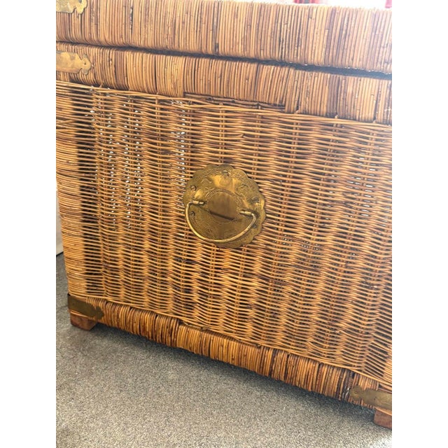 1970s Chinoiserie Wicker Hinge-Top Trunk/Chest W/ Brass Accents For Sale - Image 6 of 7