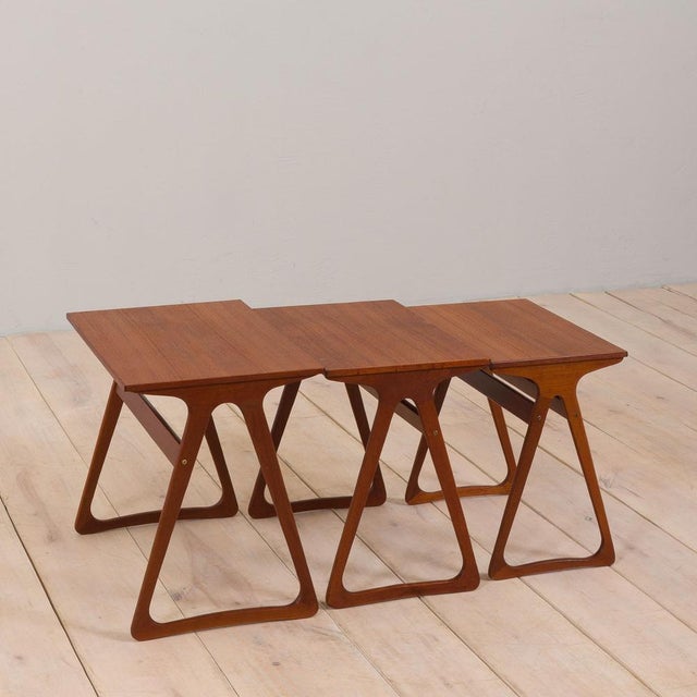 1960s Vintage Danish Nesting Tables in Teak by Johannes Andersen for CFC Silkeborg, 1960s, Set of 3 For Sale - Image 5 of 17