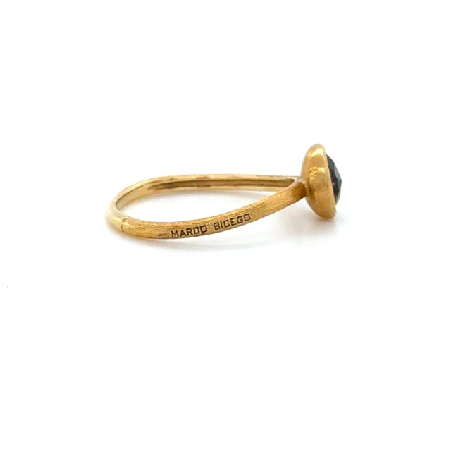 Red Marco Bicego, 18k Yellow Gold and Garnet Jaipur Ring For Sale - Image 8 of 8