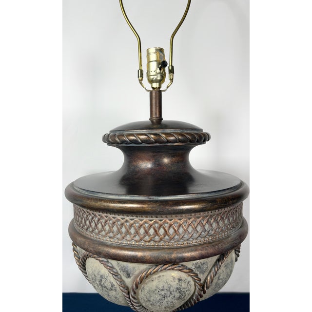 1970s Late 20th Century Fine Art Lamps Neoclassical Caged Glass Urn Table Lamp For Sale - Image 5 of 10