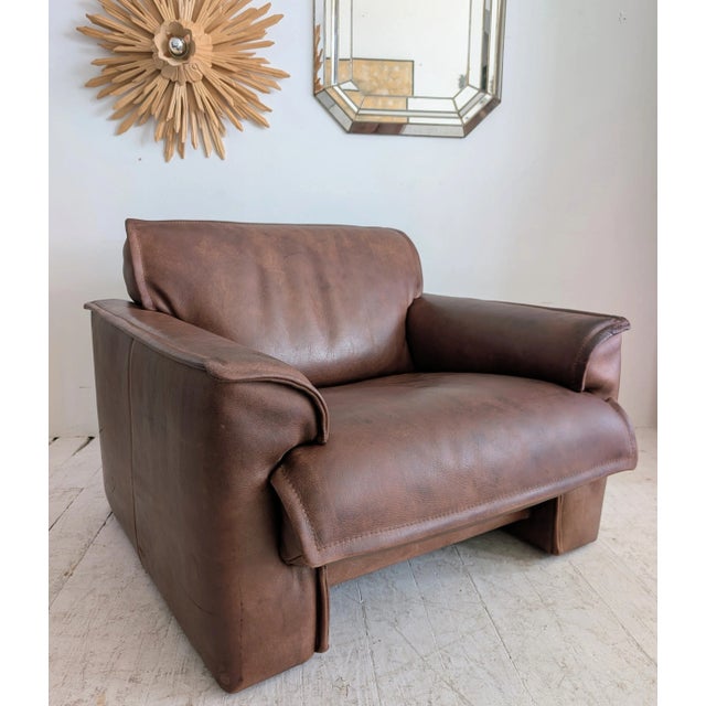 Leolux Large Mid-Century Dutch Buffalo Leather Armchair from Leolux, 1970s For Sale - Image 4 of 18
