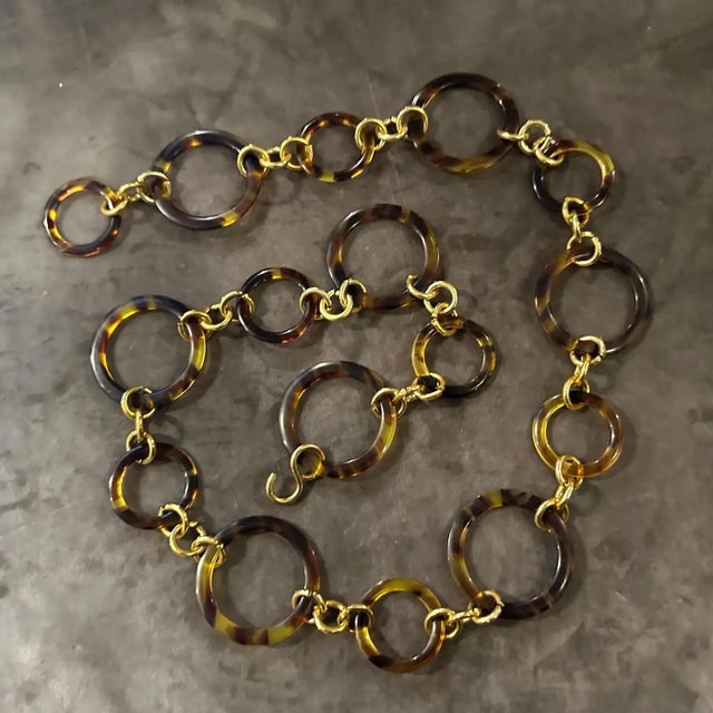 Italian 1980s Vintage Fake Tortoiseshell Lucite and Brass Italian Fashion Belt For Sale - Image 3 of 9