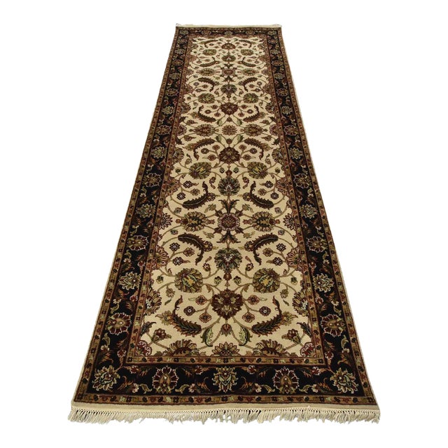 Agra Runner 3’11” X 11’11” Ivory Wool Traditional Hand-Knotted Oriental Rug For Sale