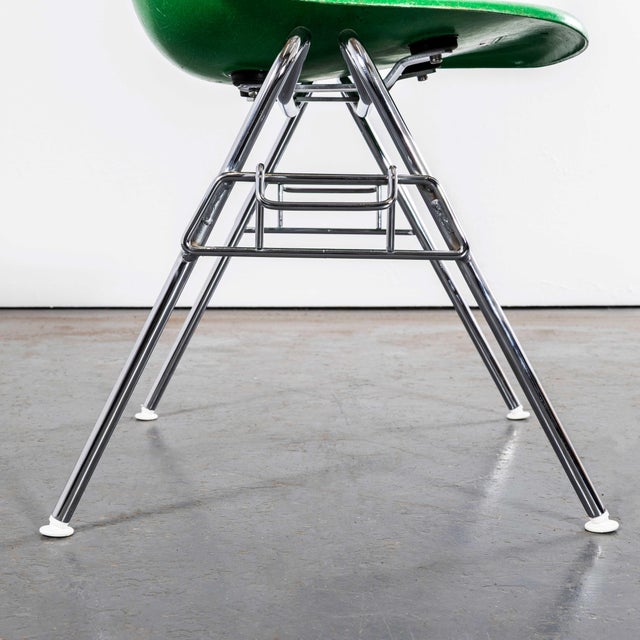DSS Vivid Green Fibreglass Dining Chairs by Eames, 1960s, Set of 6 For Sale - Image 6 of 12