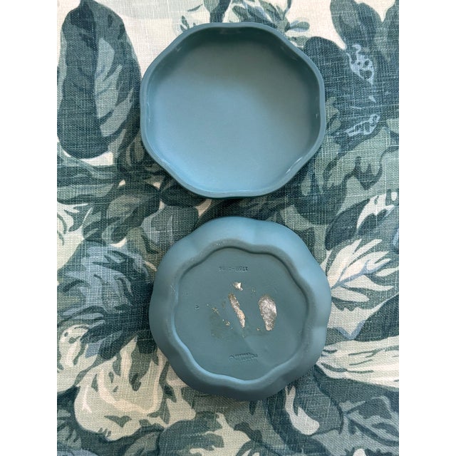 Ceramic Vintage Wedgwood Jasperware Teal Green Scallop Shell Petite Trinket Dish & Lidded Box For Sale - Image 7 of 14