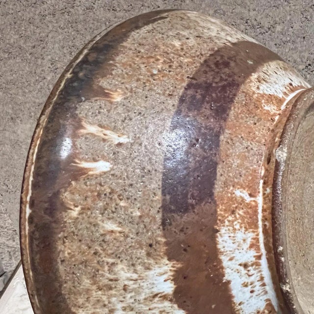 For your consideration, an authentic 1977 Speckled Studio Art Pottery Serving Bowl signed by the ceramic artist Rucker....