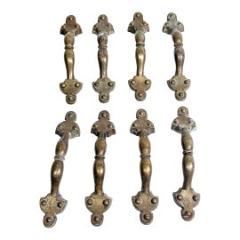 Example of Handle, Knob, and Lever Rosettes