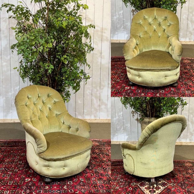English Chaise Longue, Late 19th Century For Sale - Image 11 of 12
