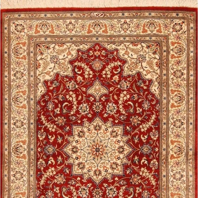 Hand-knotted rug | Pattern: Oriental | Knot density: approx. 1.000.000 knots/m² | Material: 100% silk | Size: 116 x 79 cm...