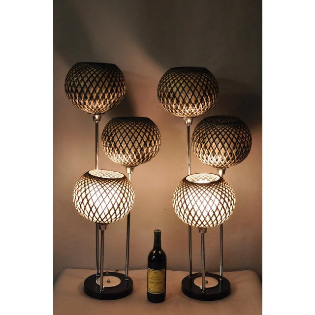 Vintage Mid Century Modern Woven Spun Fiberglass Triple Shade Table Lamp - Pair For Sale - Image 4 of 18