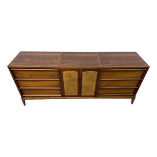Mid-Century Modern Lane Rhythm Walnut Dresser For Sale