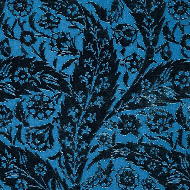 Contemporary Sample - Schumacher Saz Paisley Velvet Fabric in Blue For Sale - Image 3 of 5