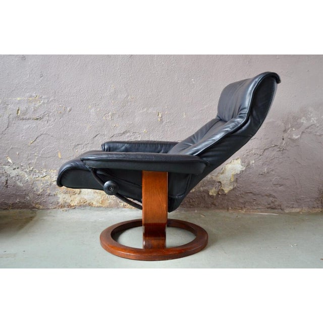 Wood Set of Vintage Norwegian Lounge Chair & Ottoman from Ekornes, 1980s For Sale - Image 7 of 18