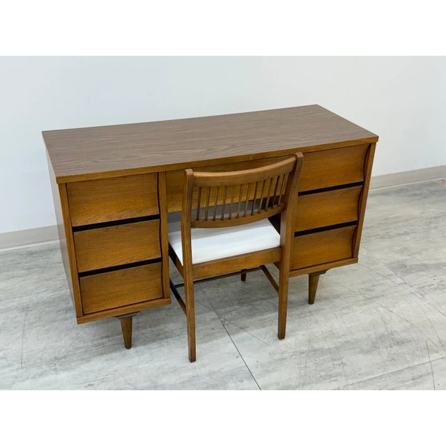 Mid-Century Modern 7-Drawer Writing Desk With Matching Chair ~ by Johnson Carper For Sale - Image 9 of 10