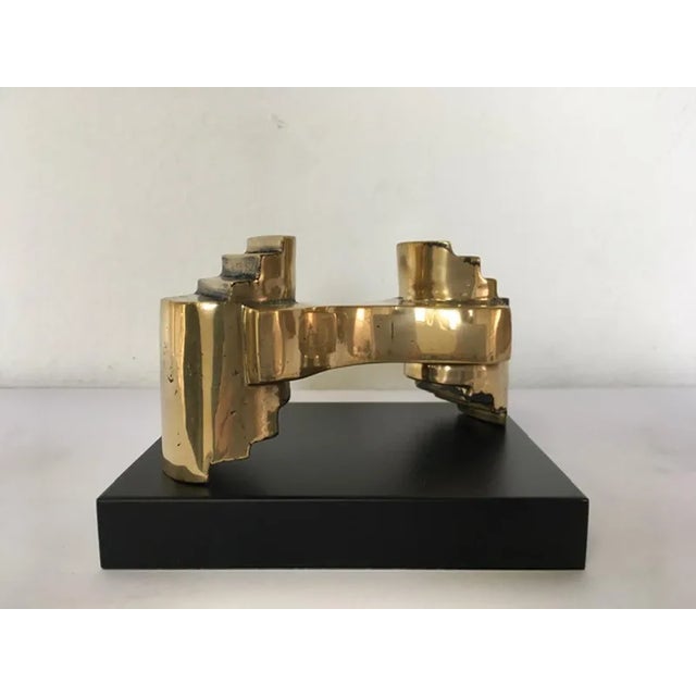 This is an original and ironic artwork of the Italian artist Eli Riva, a master of sculptural technique. The binoculars,...