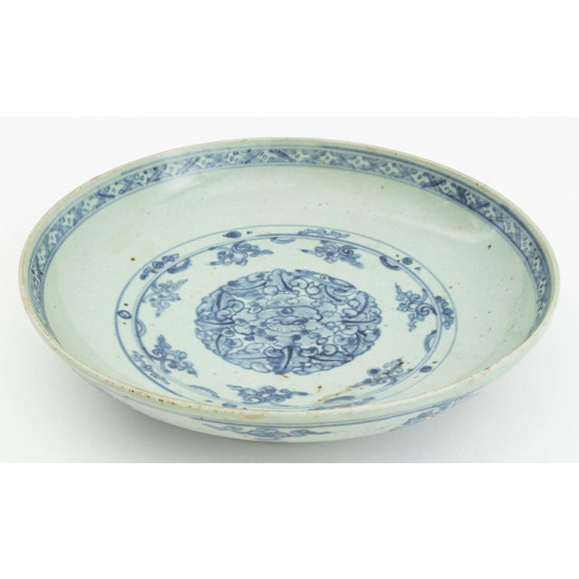 17th Century Chinese Blue & White Swatow Ware Bowl, 17th C. For Sale - Image 5 of 6