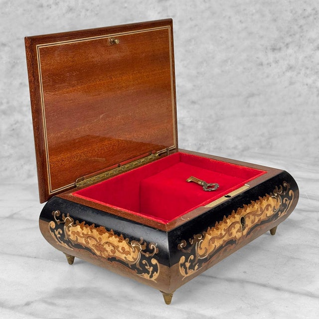 Vintage Italian Rococo Inlaid Fruitwood Jewelry Music Box For Sale - Image 4 of 11