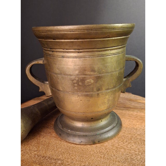 18th Century 18th C Antique Solid Brass Mortar Pestle Set Heavy 15lb Judaica Apothecary For Sale - Image 5 of 17