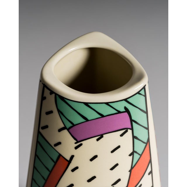 Flash Porcelain Vase Duo and Ashtray by Dorothy Hafner for Rosenthal, 1980s, Set of 3 For Sale - Image 9 of 15