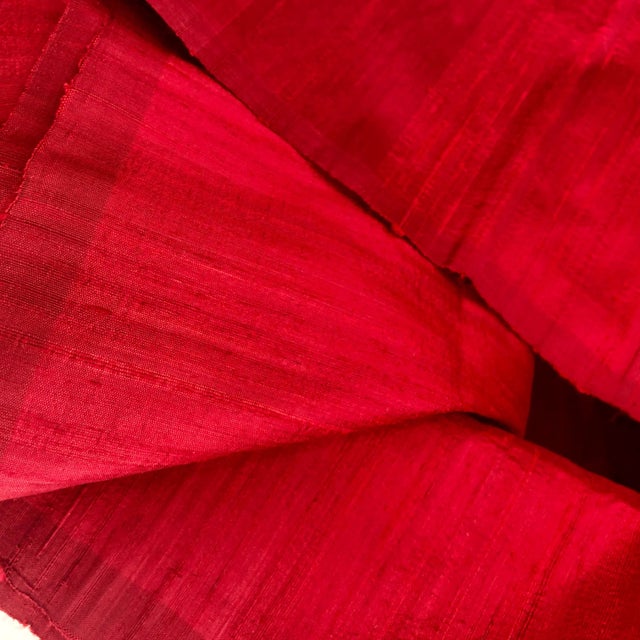 Indian Modern Red Raw Silk Fabric Hand Spun Woven From South India 44 X 100 Inch For Sale - Image 3 of 5