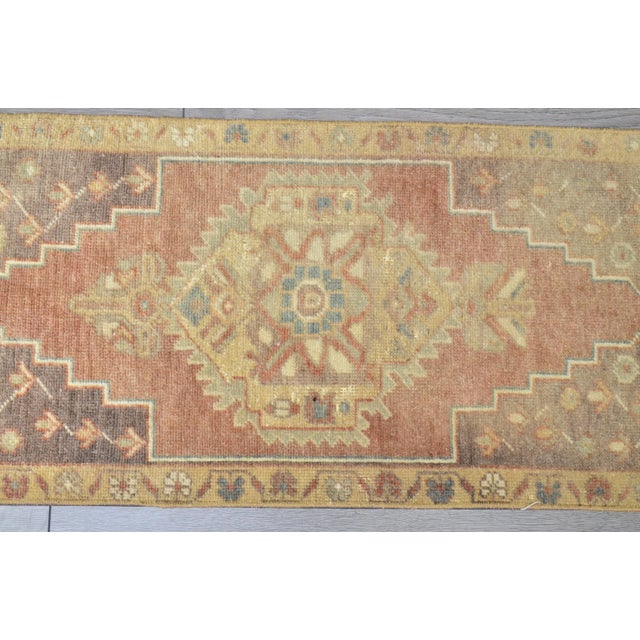 1960s 1960s Floral Anatolian Kurdish Rug For Sale - Image 5 of 6