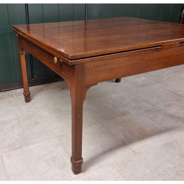 Extendable Table in Walnut, 1770 For Sale - Image 6 of 9