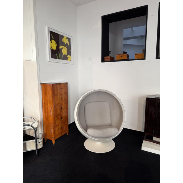 Ball Chair in White and Grey by Eero Aarnio for Asko, Finland, 1960s For Sale - Image 18 of 18