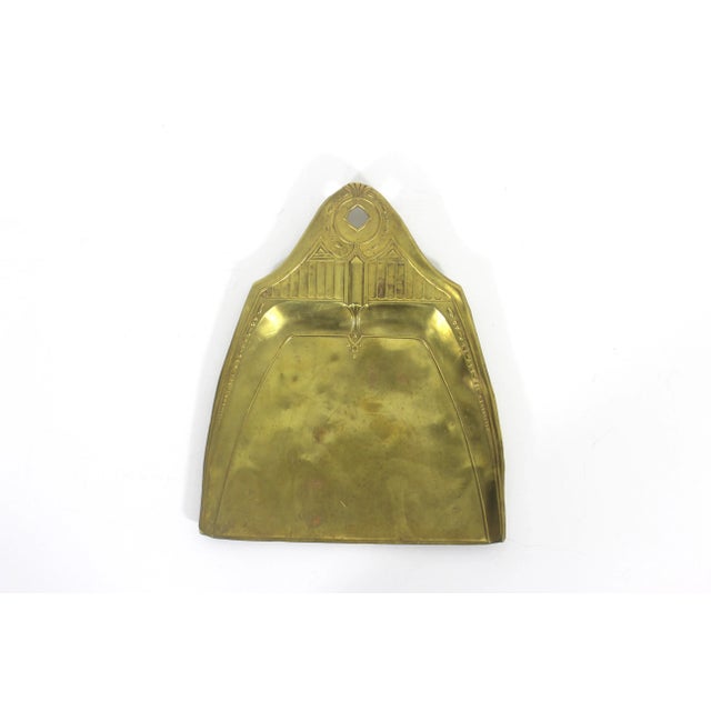 Gorgeous vintage brass crumber, dustpan or crumb tray. In used vintage condition with patina, scratches, dents, spots of...