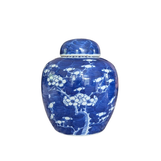 Vintage Asian Antique Blue and White Ginger Jars- A Pair For Sale - Image 13 of 16