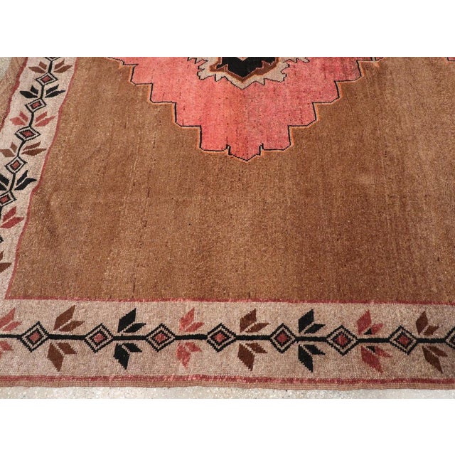 Textile Galerie Shabab Collection Mid-20th Century Turkish Anatolian Room Size Carpet For Sale - Image 7 of 10