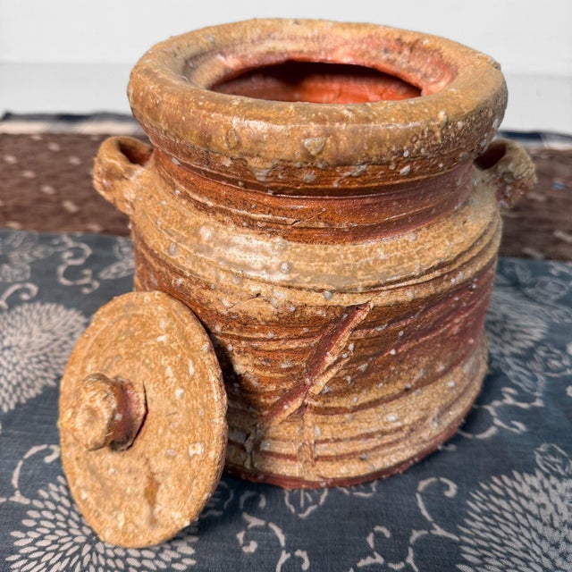 Shigaraki Tea Ceremony Water Pot, 1970s For Sale - Image 6 of 17