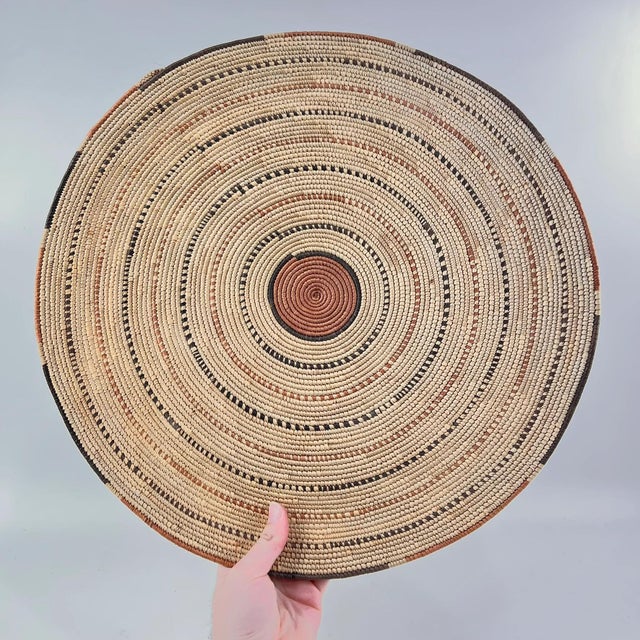 Early 20th Century Hausa Flat Basket Nigeria 17inch MATTER COLLECTION For Sale - Image 4 of 6