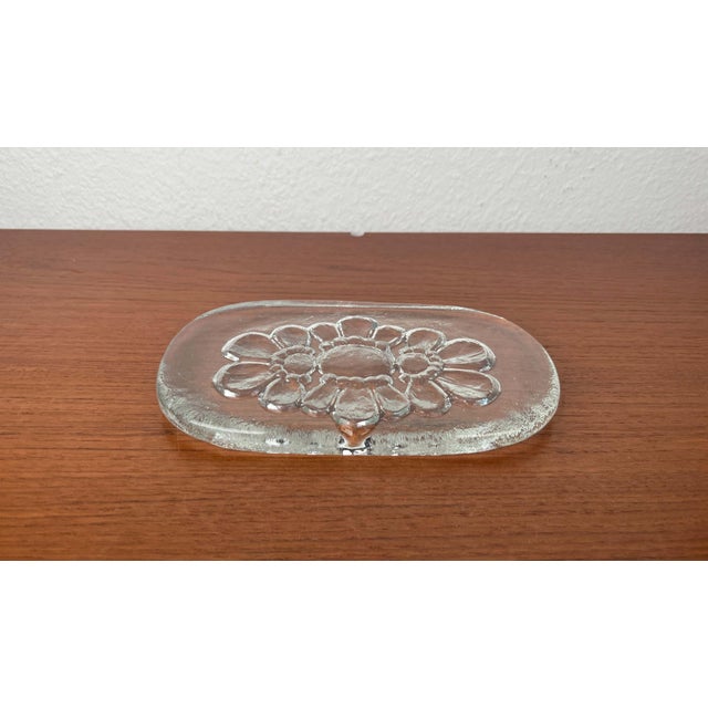 Vintage Swiss Art Glass Butter or Cheese Plate from Glasi Hergiswil, 1970s For Sale - Image 9 of 11