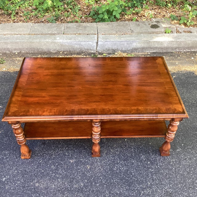 Hickory White Traditional Mahogany Cocktail Table With Turned Legs & Lower Shelf For Sale In Atlanta - Image 6 of 8