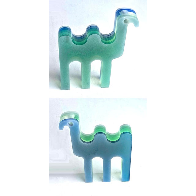 1970s 1970s Silvio Russo for Guzzini Lucite Acrylic Camel Sculpture For Sale - Image 5 of 12