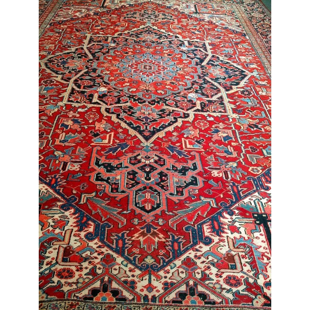 Vintage Oversize Persian Heriz Serapi Rug, Hand-Knotted Geometric Pattern, Red & Blue, 11’ X 15’ For Sale In Chicago - Image 6 of 12
