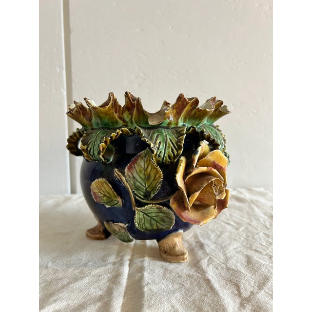 Mid 20th Century Antique English Barbotine Majolica Applied Rose Vase For Sale - Image 5 of 11