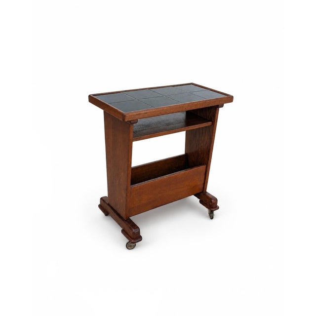 Mid-Century Modern Serving Trolley in Oak Wood with Black Tile Top and Wheels, 1950s For Sale - Image 3 of 10
