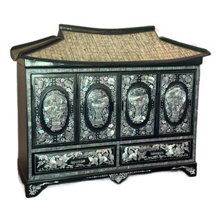1960s Monumental Mother of Pearl Korean Jewelry Box For Sale