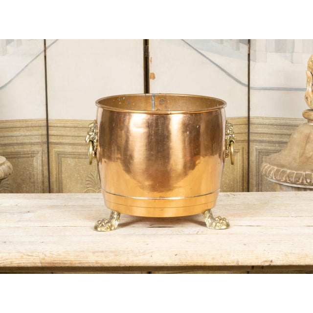 English English Turn of the Century 1900s Copper and Brass Planter with Lion Paw Feet For Sale - Image 3 of 10
