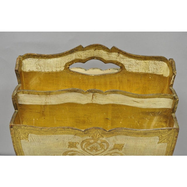 Mid 20th Century Vintage Italian Florentine Gold Giltwood Hollywood Regency Magazine Rack Stand For Sale - Image 5 of 15