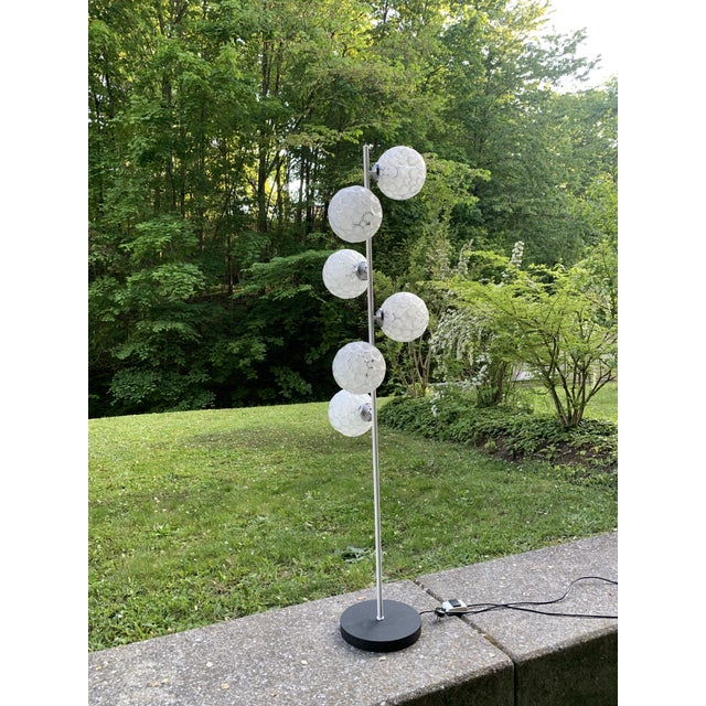 Very well preserved original. Processed glass balls intact. Around 1960. 153cm high. European Plug (up to 250V).The wiring...
